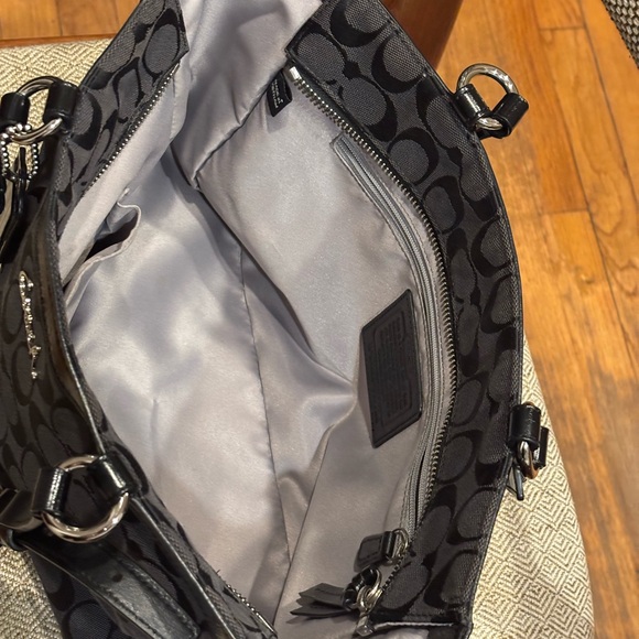 Coach bag 
N0. E1160-F17726 - Picture 5 of 8